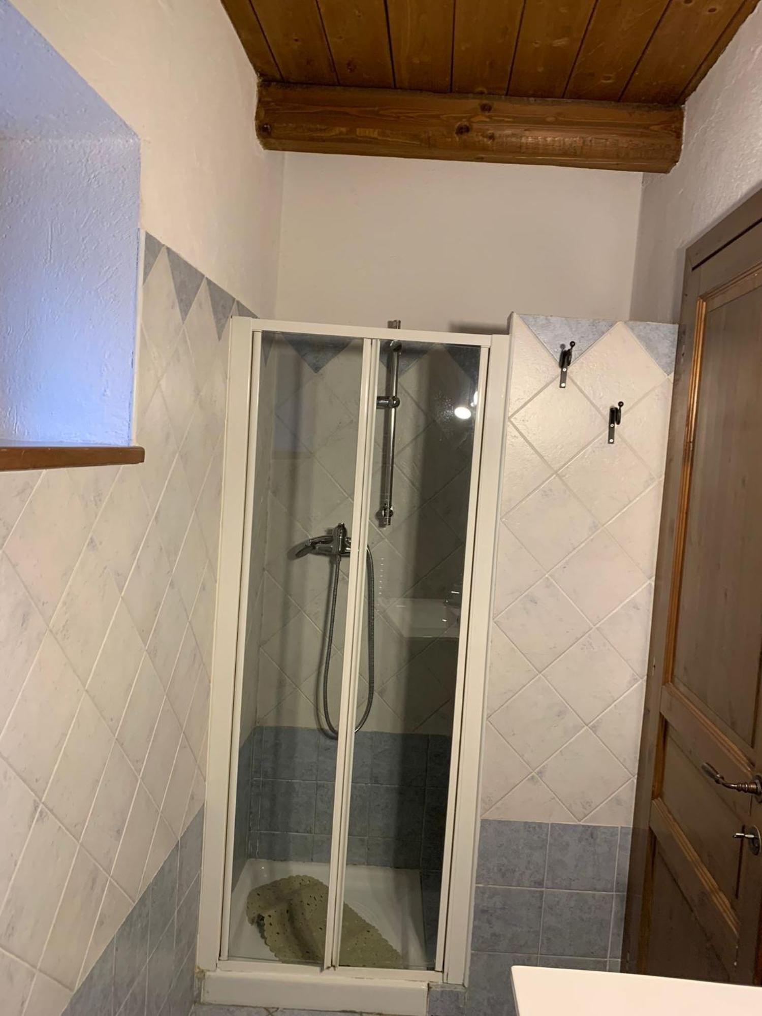 Villa La Casa Di Nonna Pina à Roccasparvera Extérieur photo